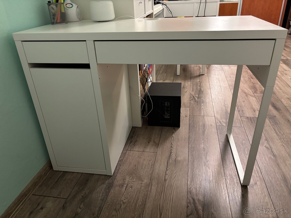 Písací stôl Ikea. - 2