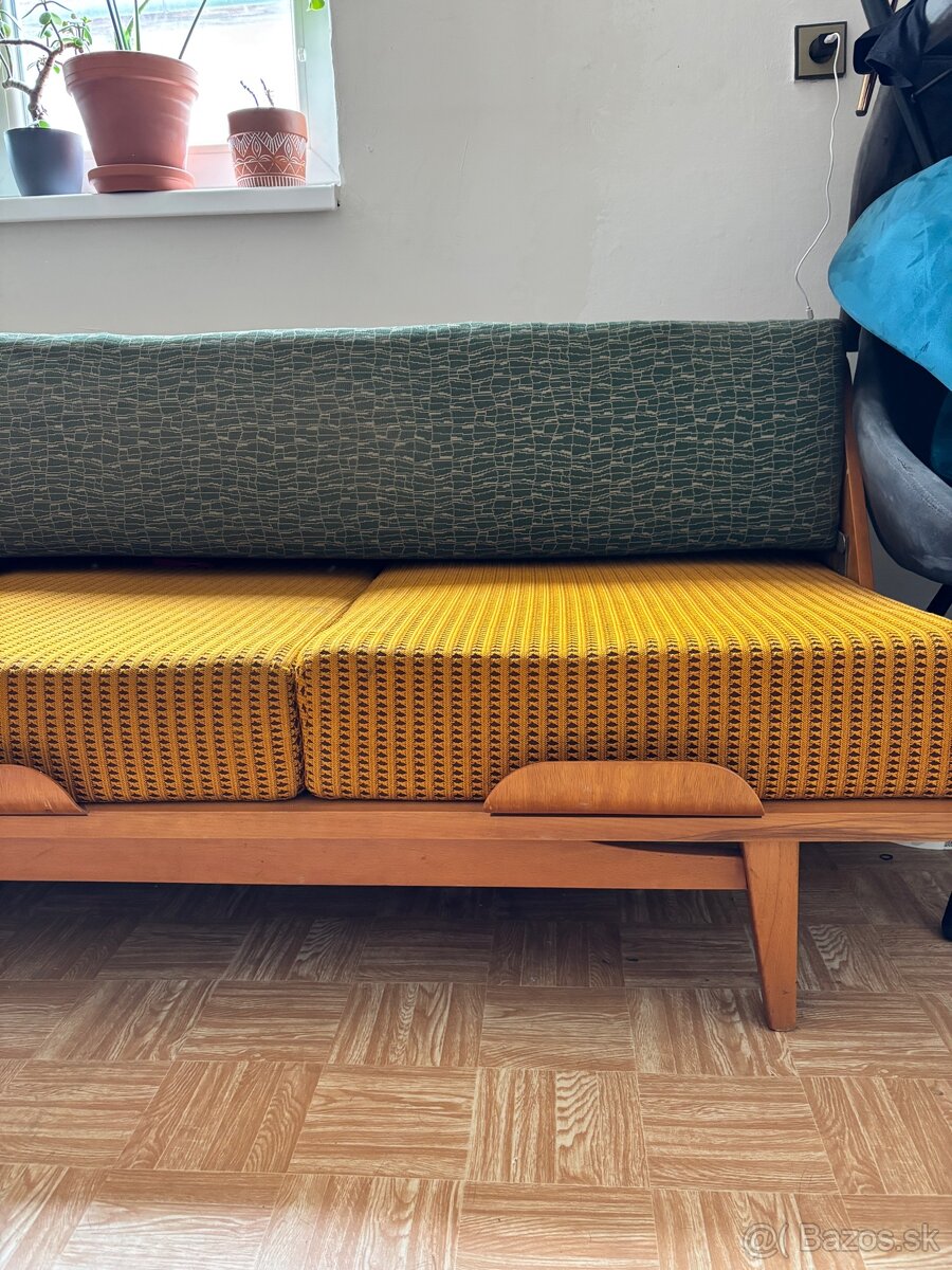 retro rozkladací gauč - 2