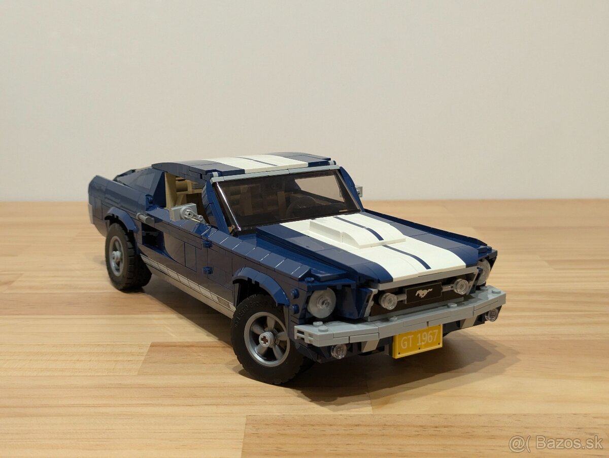 LEGO Creator 10265 Ford Mustang - 2