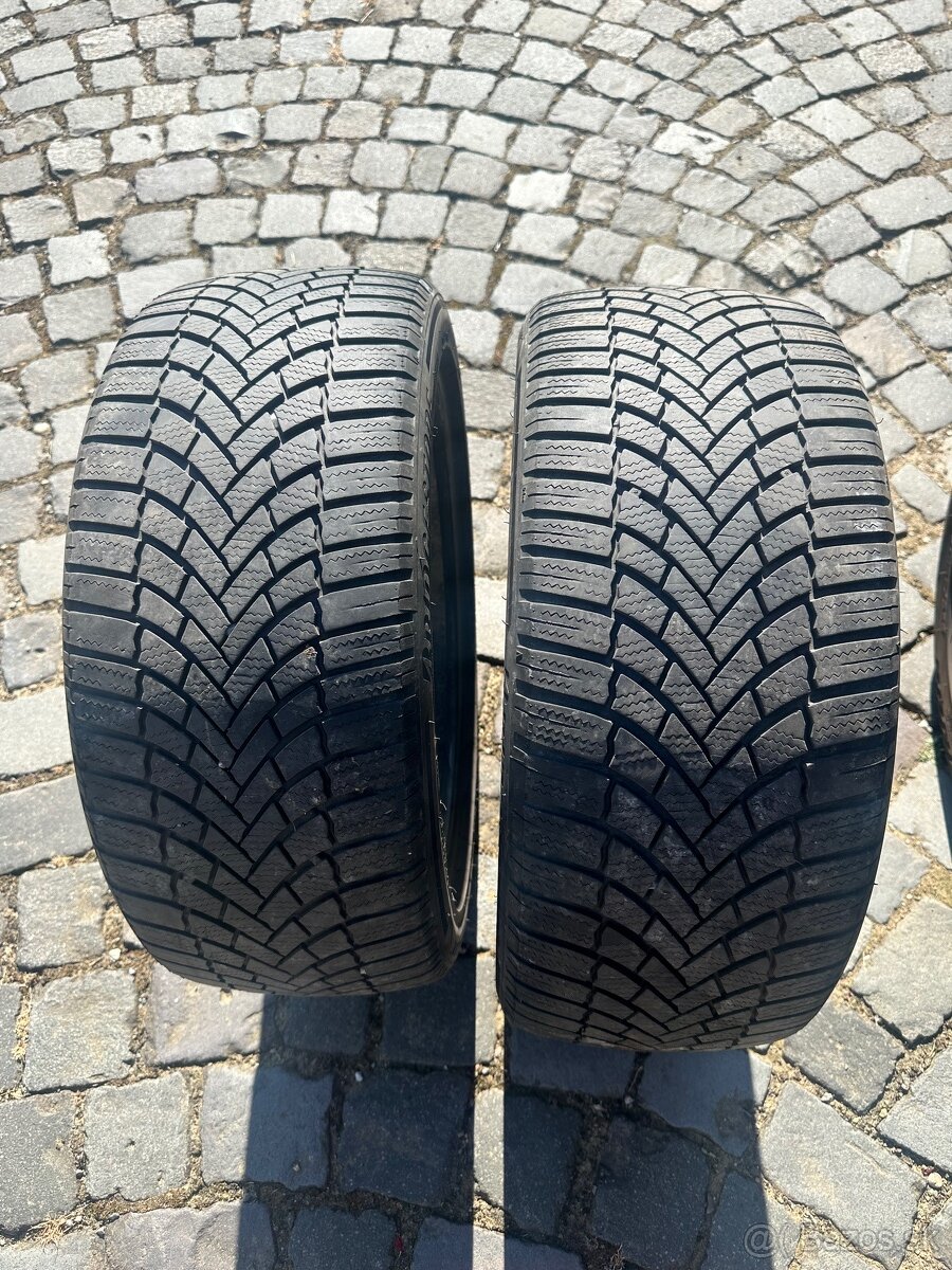 Zimne gumy 225/45 R17 - 2