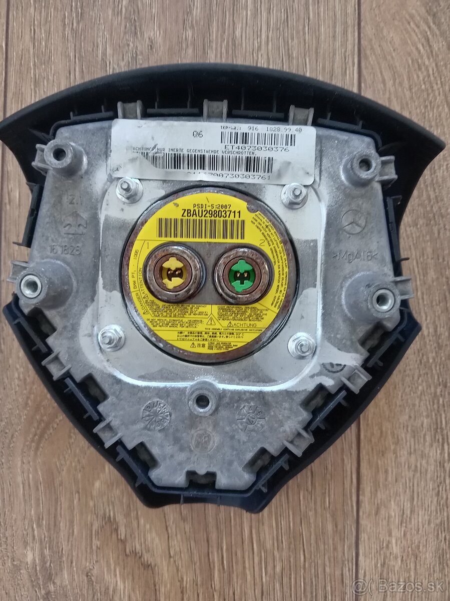 Mercedes Benz airbag - 2