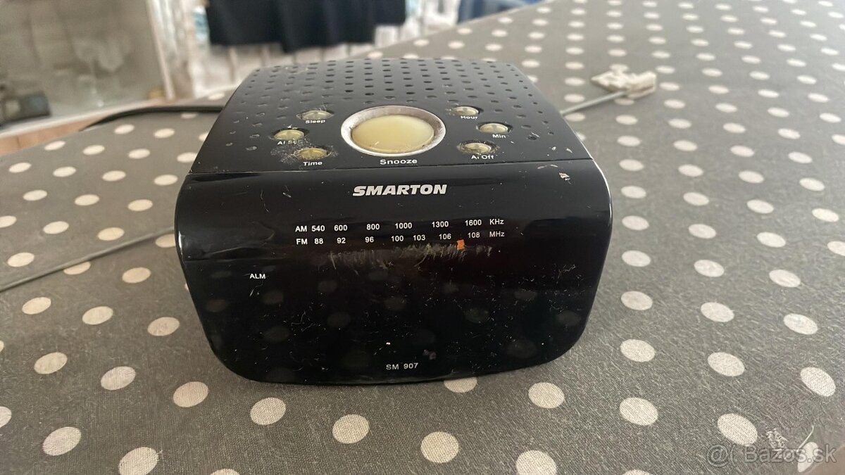 Retro digi hodiny a radio 2v1 - 2