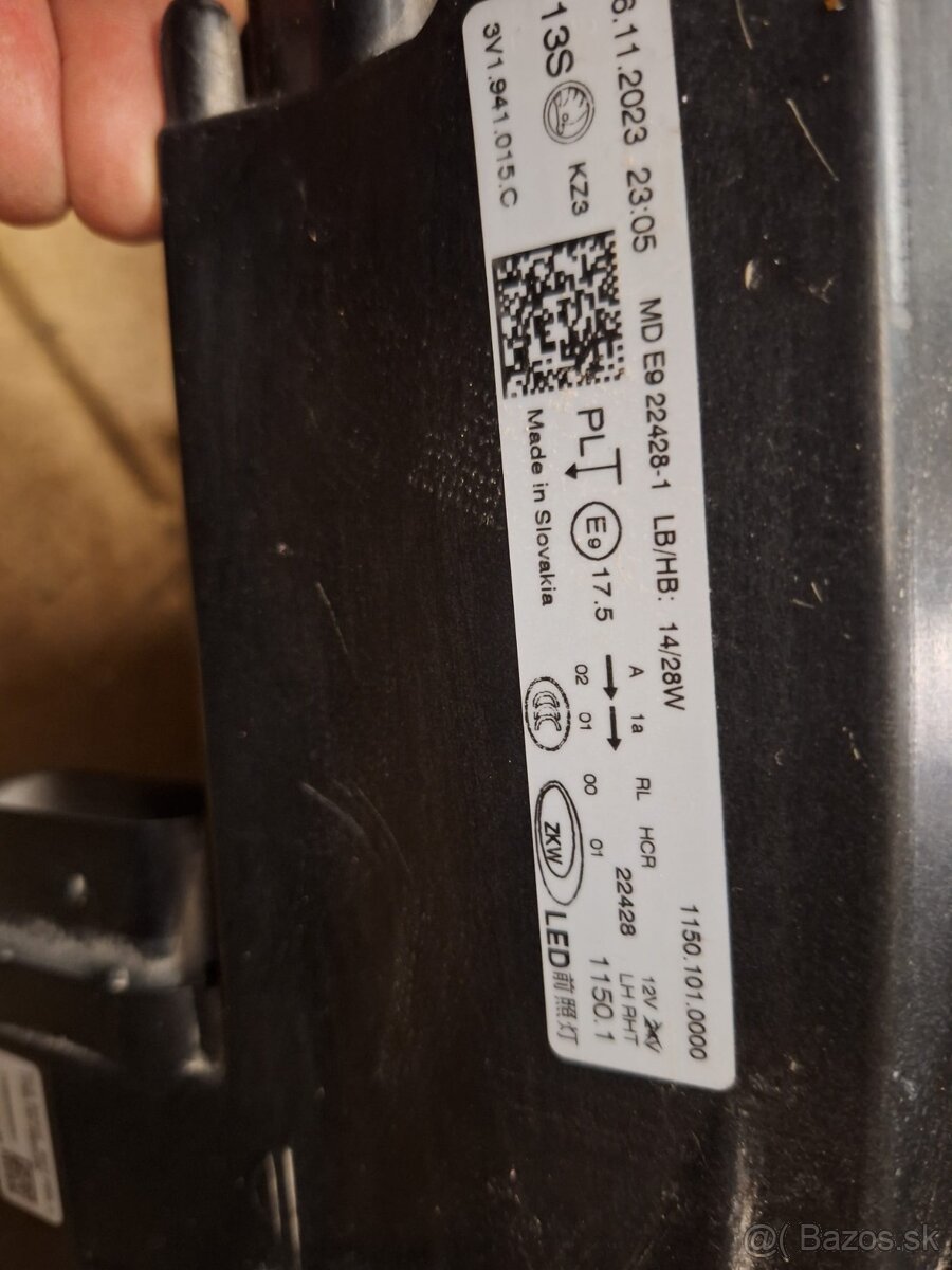 Superb 3 FL přední světlo - 2