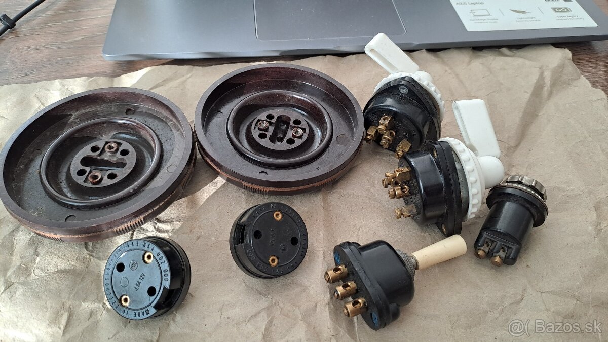 Jawa ,CZ,velorex a pod. - 2