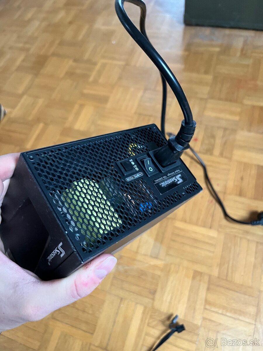 Zdroj Seasonic PX1300 - 2