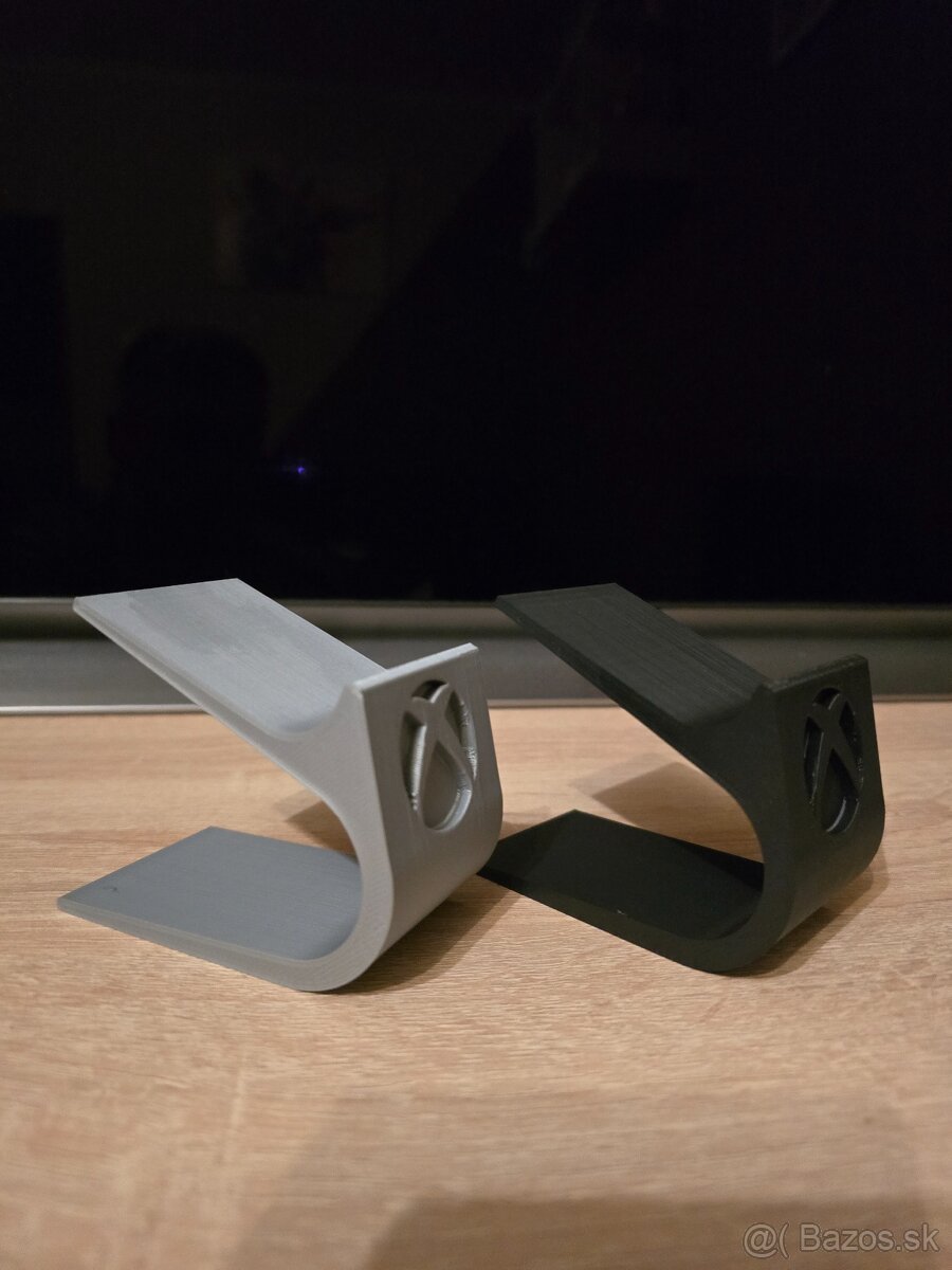 Stojan na X-box joystick - 2