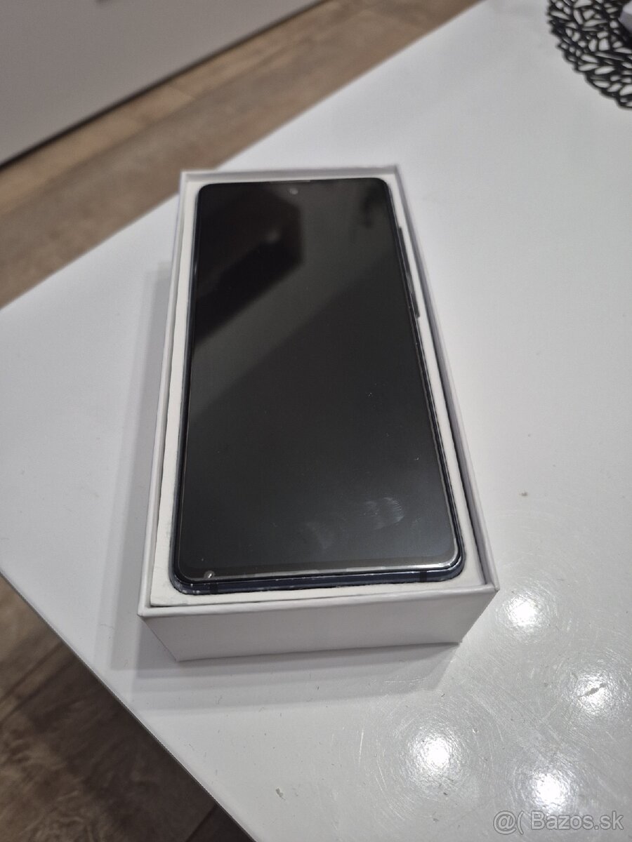 Samsung galaxy S20 FE - 2