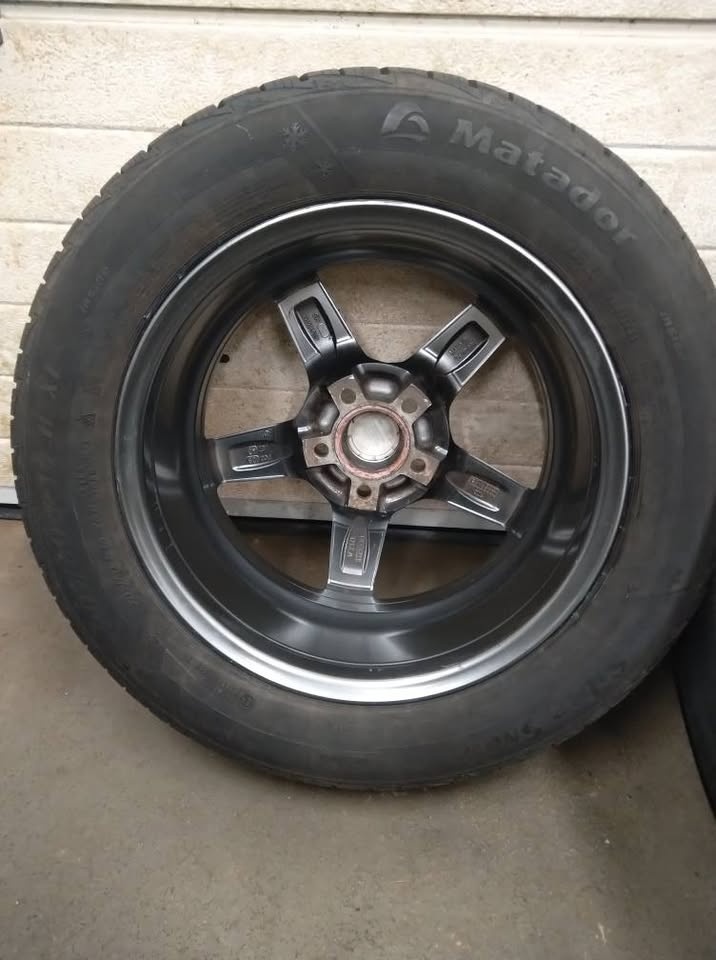 Alu R 16" 5 x 108 + pneu. - 2