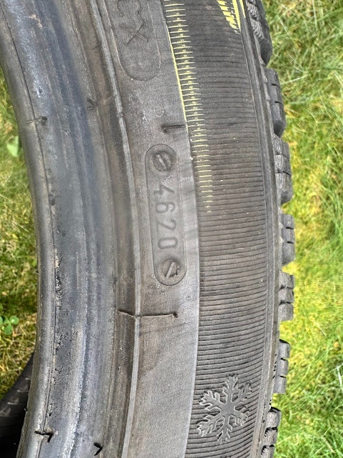 235/45 r18 zimne - 2