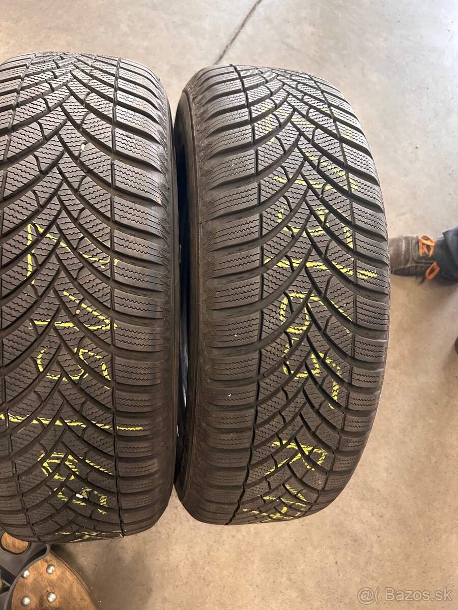 Zimne 215/65 R17 99H - 2