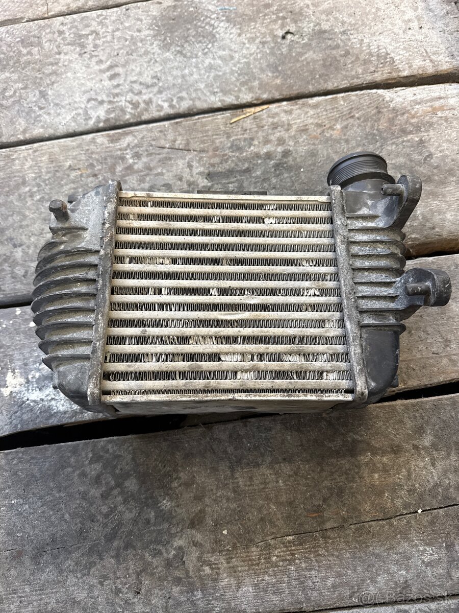 interquler audi a4 b7 2.0 - 2