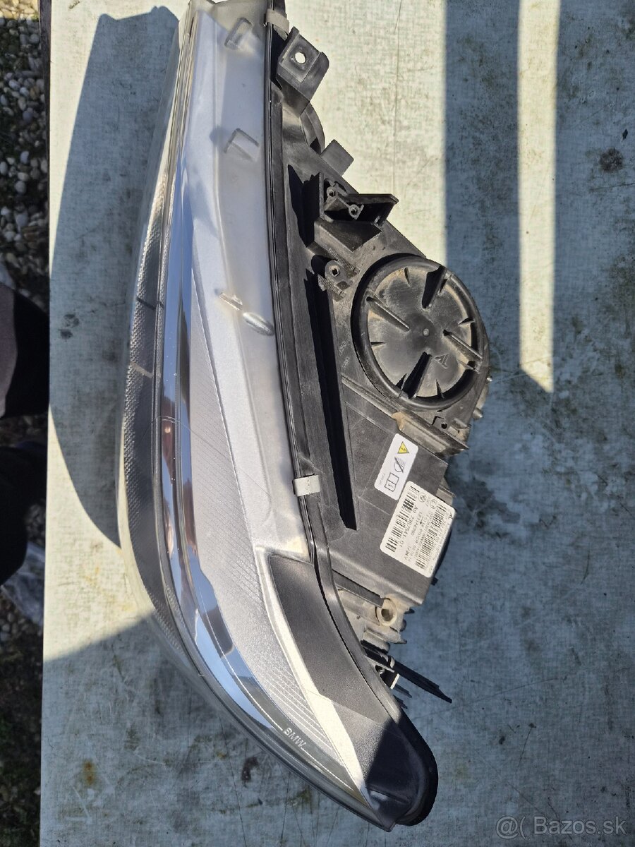 Bmw f30 xenon - 2