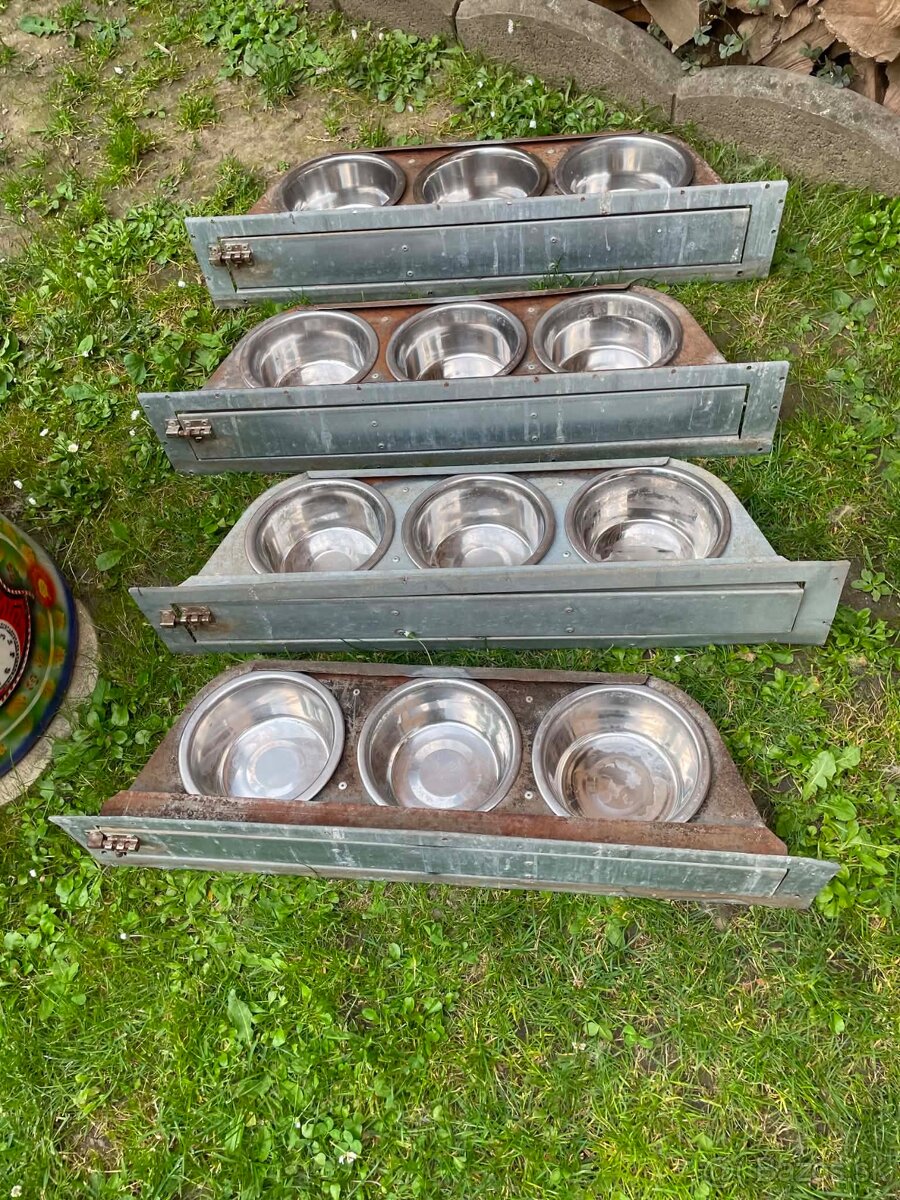 Otočne krmitka - 2