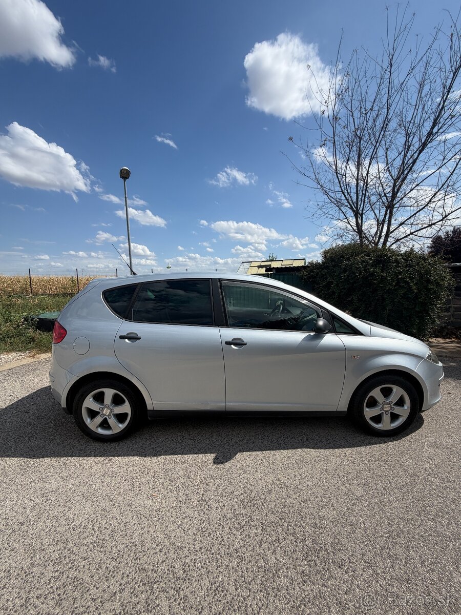 SEAT ALTEA 1.6 MPI, 75 kW – 2 900 € - 2