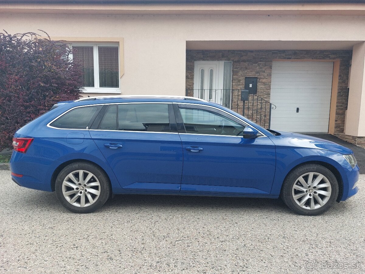 Škoda Superb Combi 3 2.0 TDI DSG - 2
