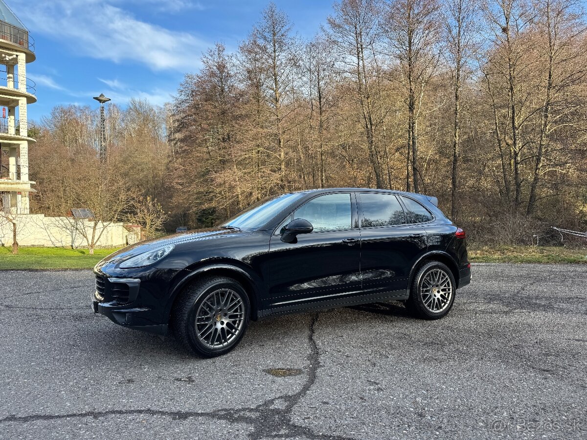 Porsche Cayenne II 2016 3.0TDI Platinum edition - 2
