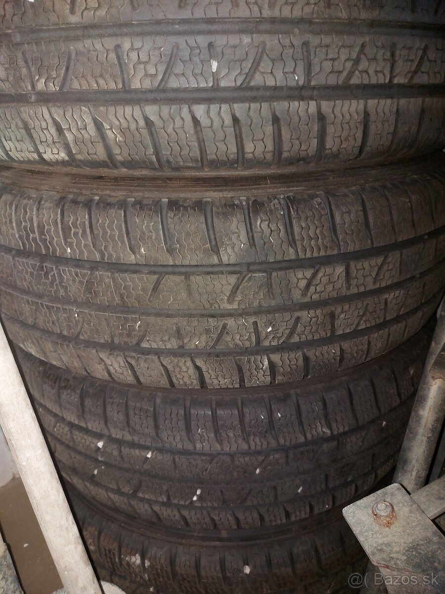 Zimné pneumatiky 215/65/16C - 2