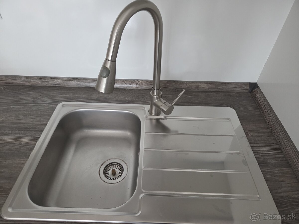 KUCHYNSKY DREZ SO SPRCHOVOU BATERIOU - 2