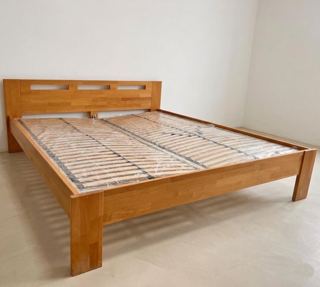 Nová manželská posteľ- bukový masív - 2