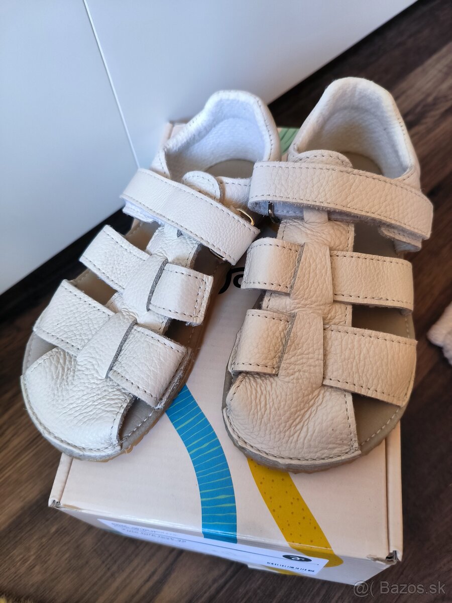 Dievčenské BF sandálky Jonap veľkosť 28 - 2