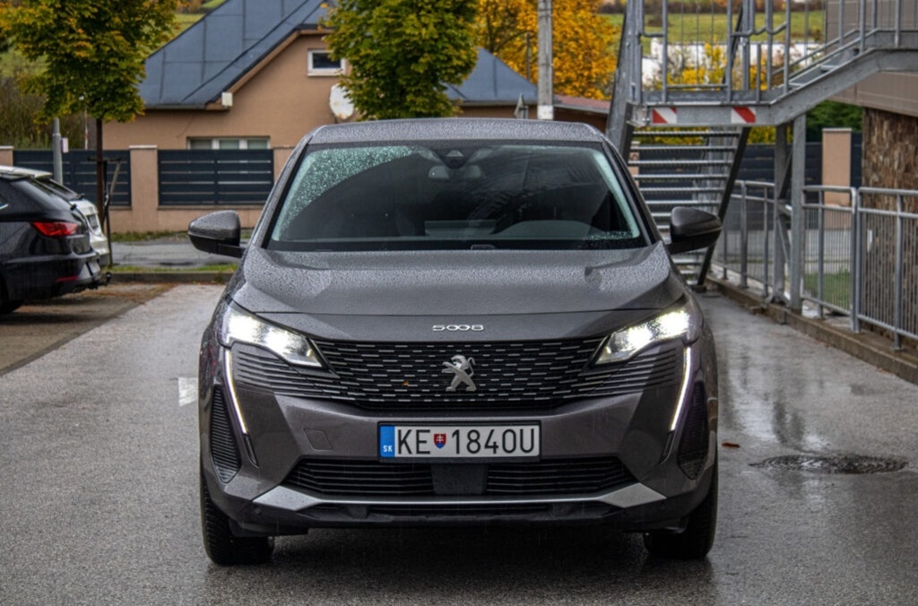 Peugeot 5008 1.2 PureTech 130 E6d-ISC Allure - ODPOČET DPH - 2