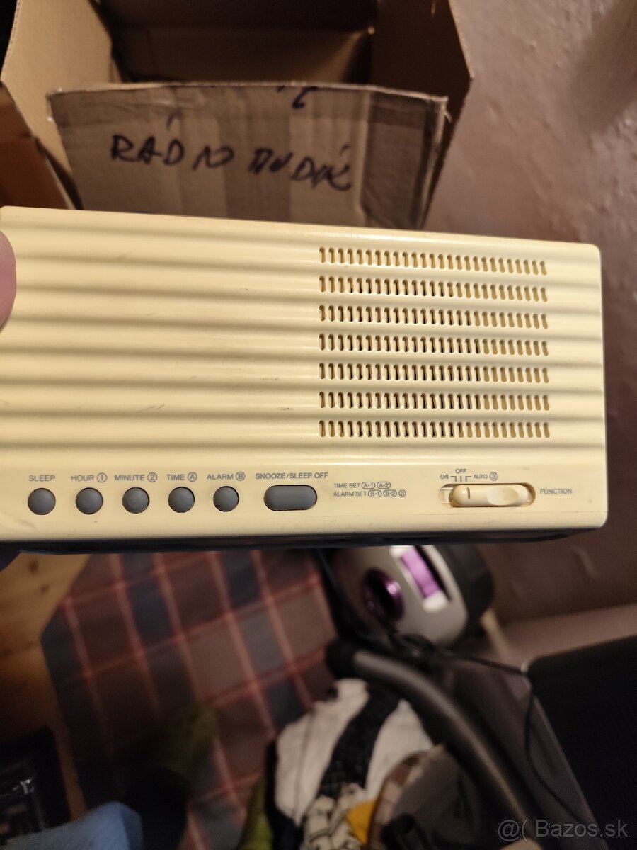 Rádio budík Sanyo RM 5009 - 2