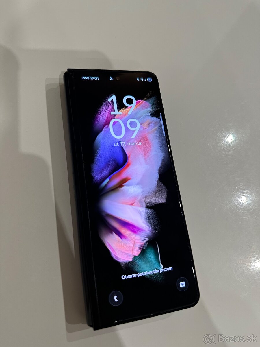 Samsung Galaxy Z Fold 3 - 2