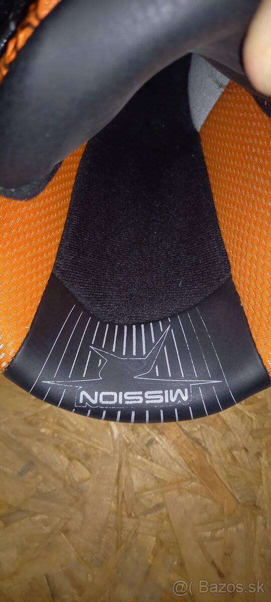 Salomon lyziarky - 2