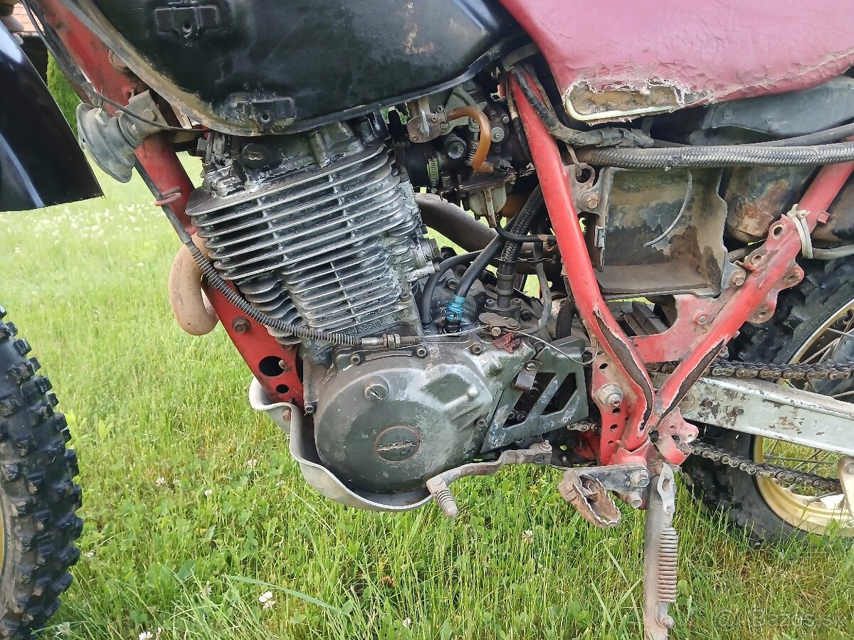 Yamaha xt 600 bez tp