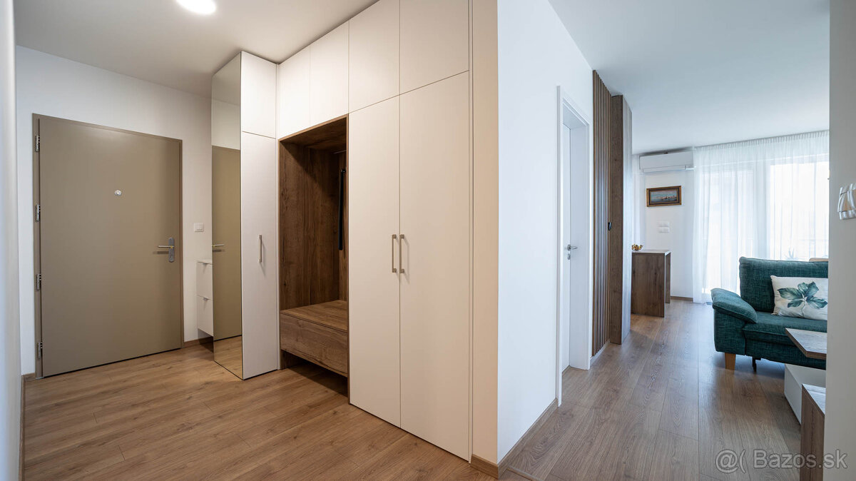 4 izbový byt s 2x garážovým parkovacím státím Dominika Tatar - 2