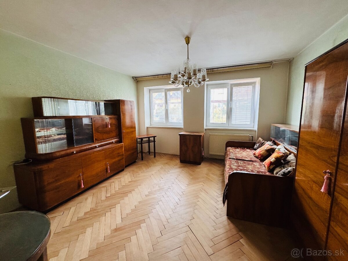 Výrazne znížená cena - 2 izbový byt na rekonštrukciu - 2