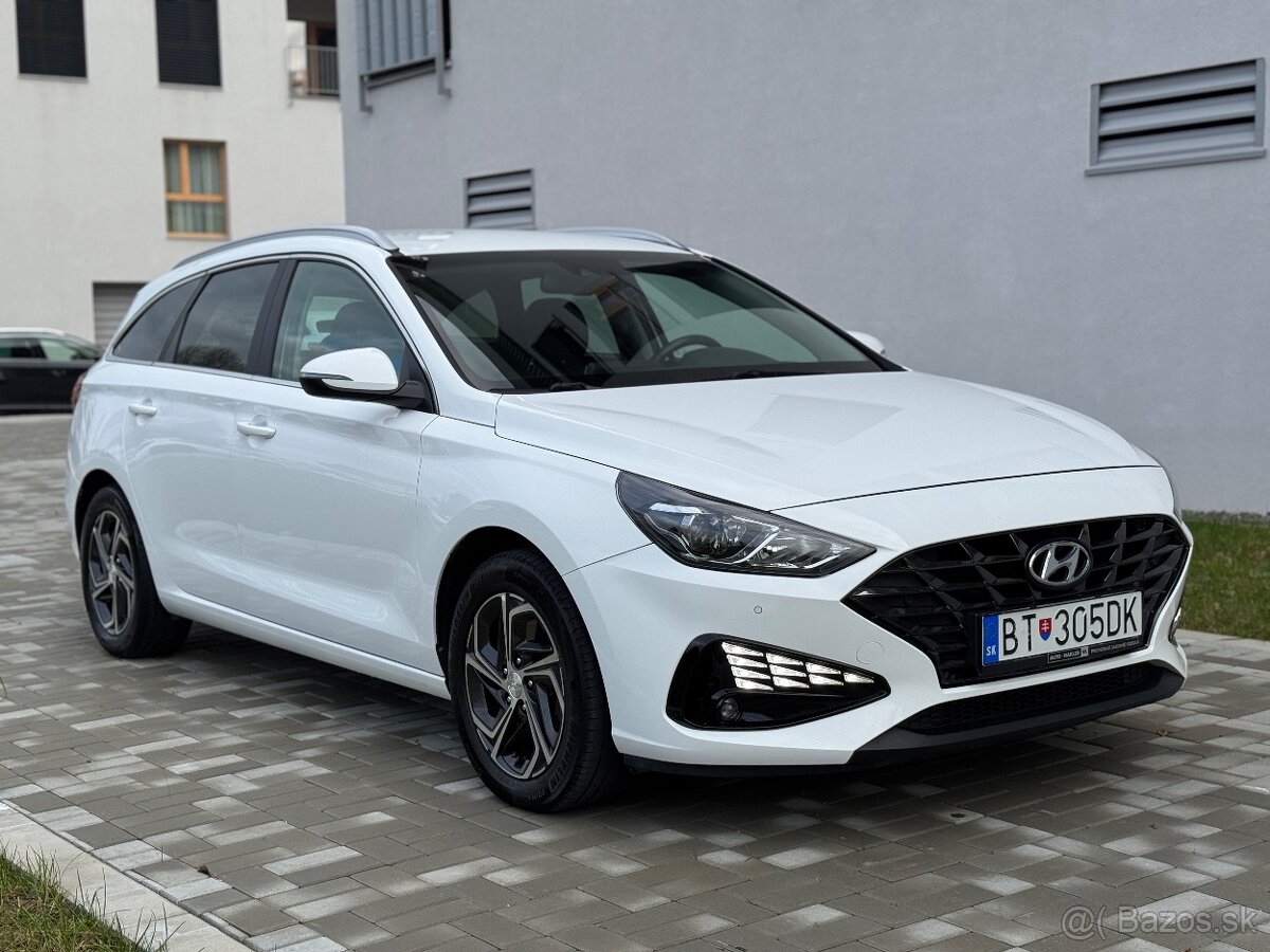Hyundai i30 CW 2021, 1.6 CRDi Family, automat, DPH - 2
