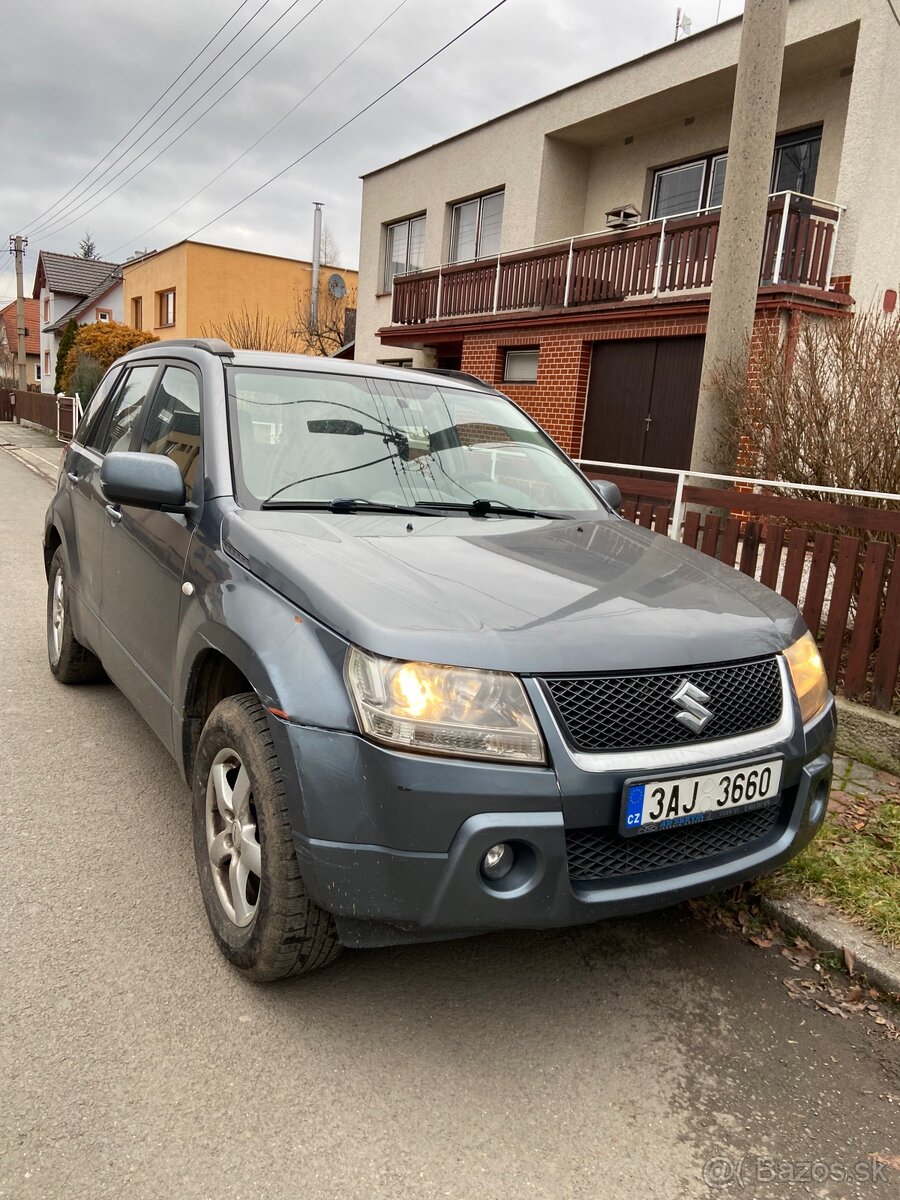 Suzuki Grand Vitara - 2