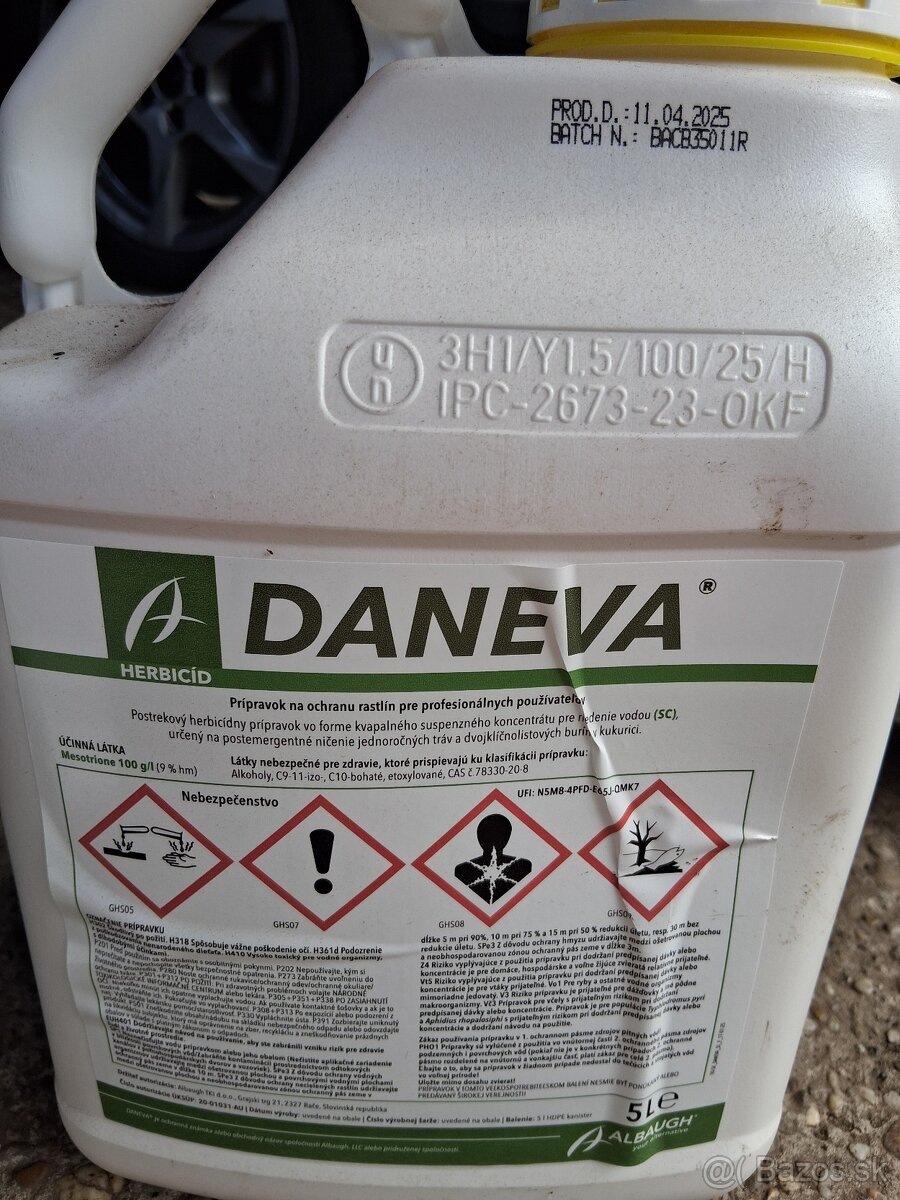 Postrek herbicid do kukurice - 2