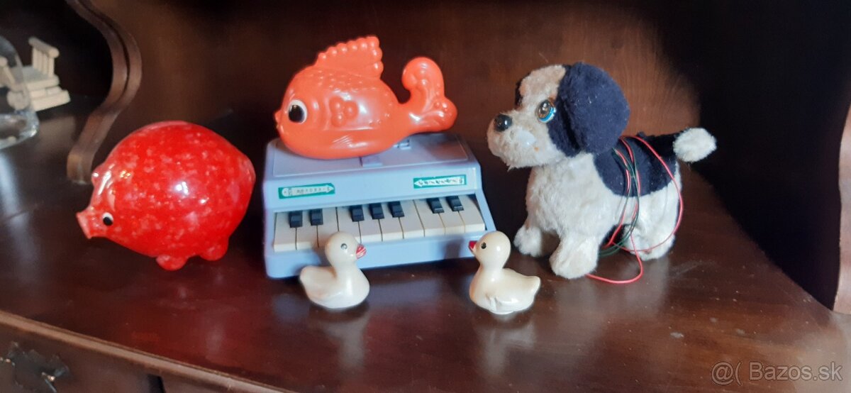 Retro detske -hračky - 2