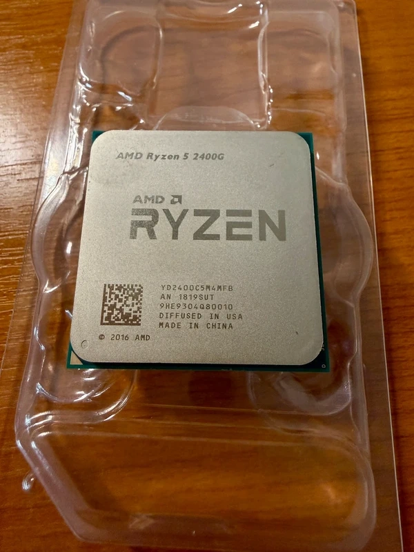 AMD Ryzen 5 2400G - 2