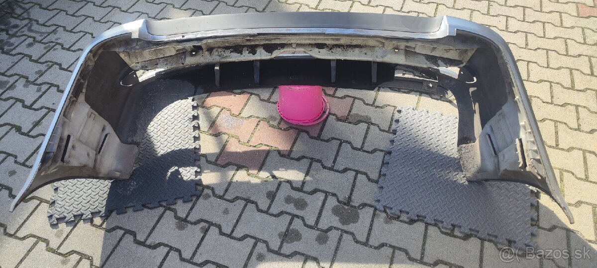 Predam zadny naraznik BMW e46 Touring - 2