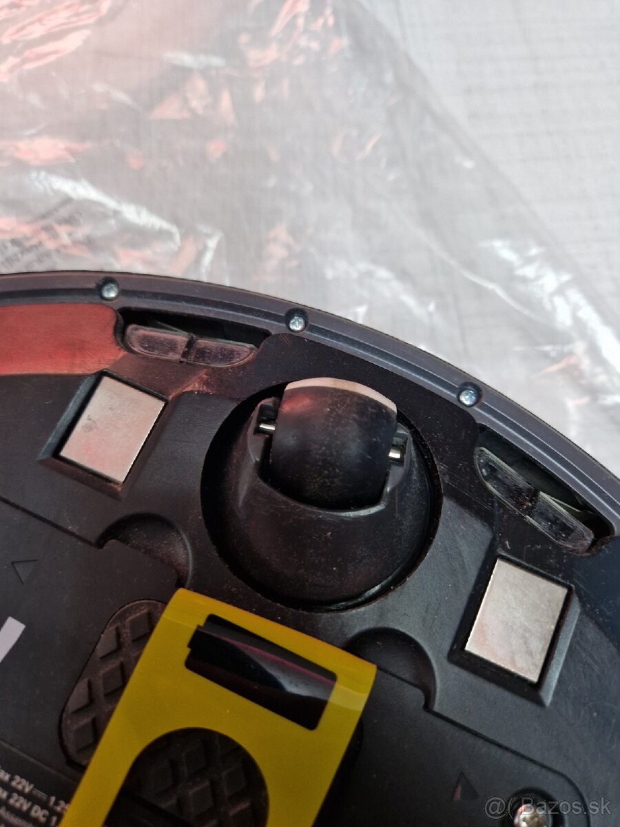 Koliesko iRobot Roomba s držiakom - 2