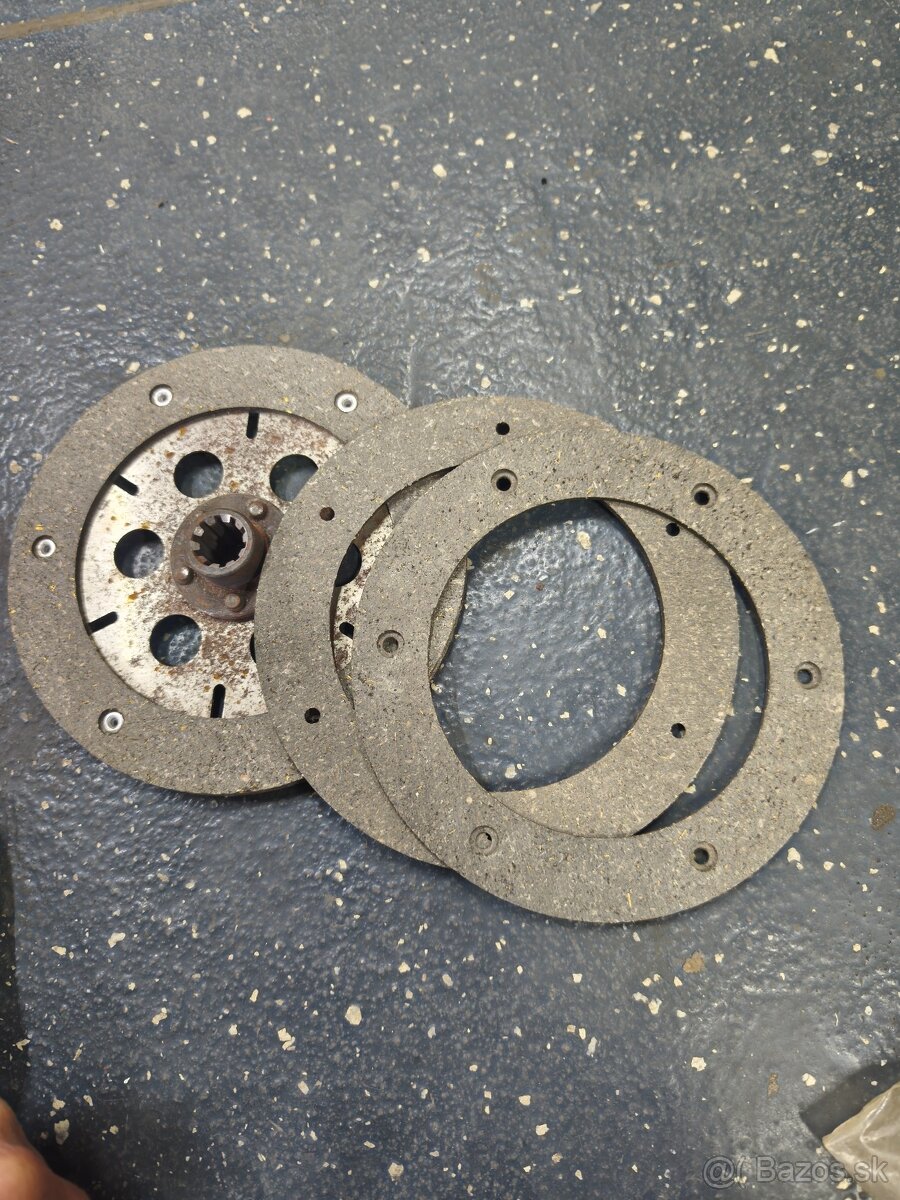 Lamela spojky škoda - 2