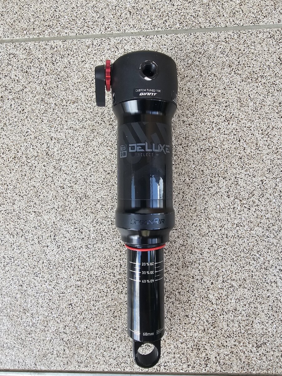 RockShox Deluxe Select+ - 2