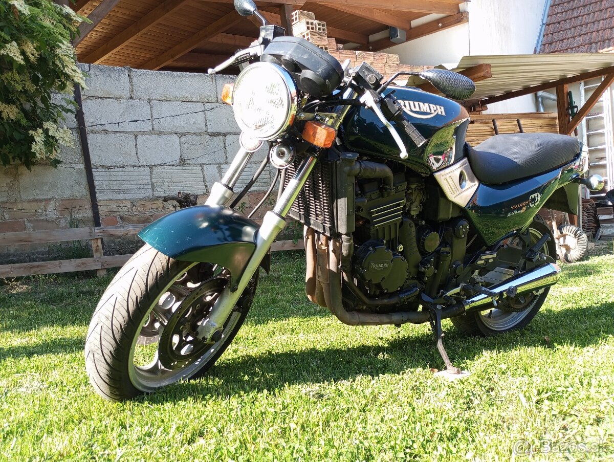 Triumph Trident 750 - 2