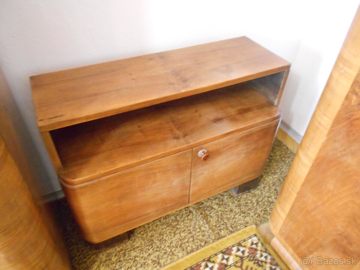 Komoda z masivneho dreva - 2