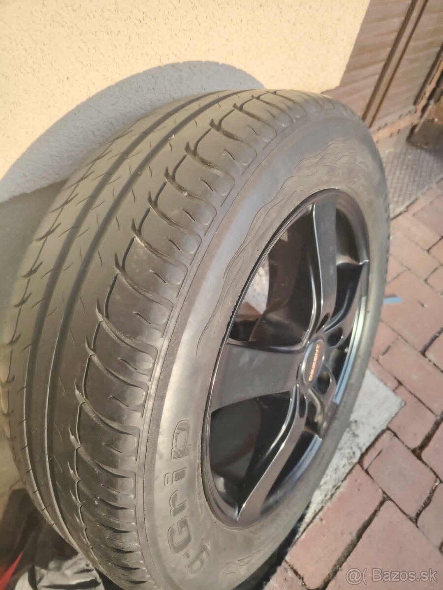 Predám hliníkové elektróny Dezent a pneumatiky BFGoodriech. - 2