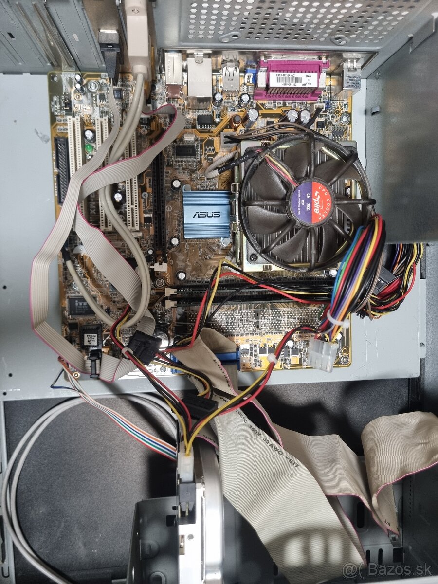 retro počitač windows 98 - 2