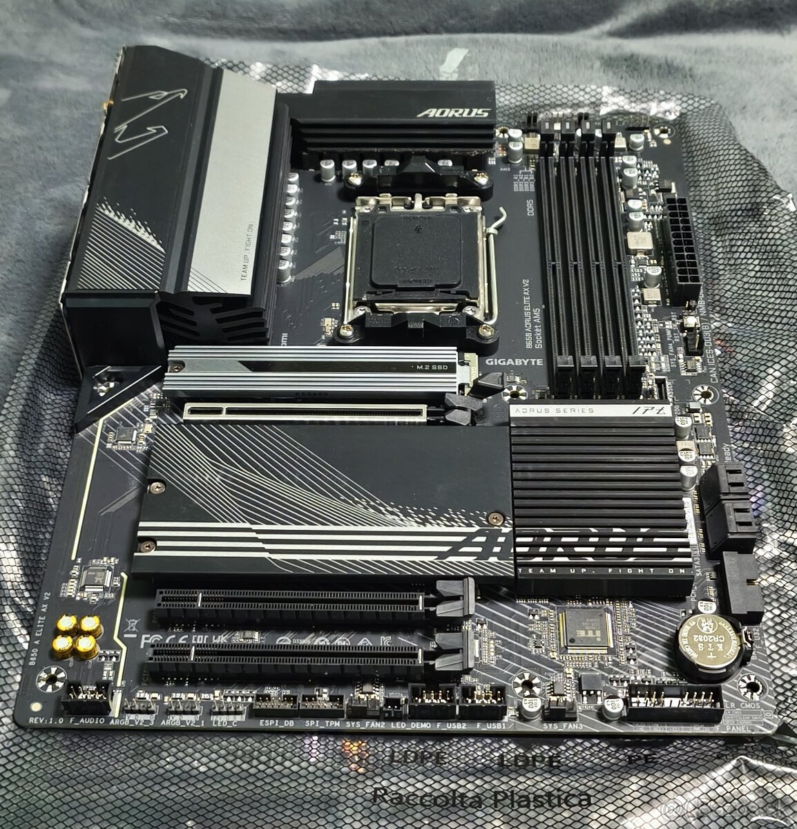 GIGABYTE B650 AORUS ELITE AX V2 + záruka - 2