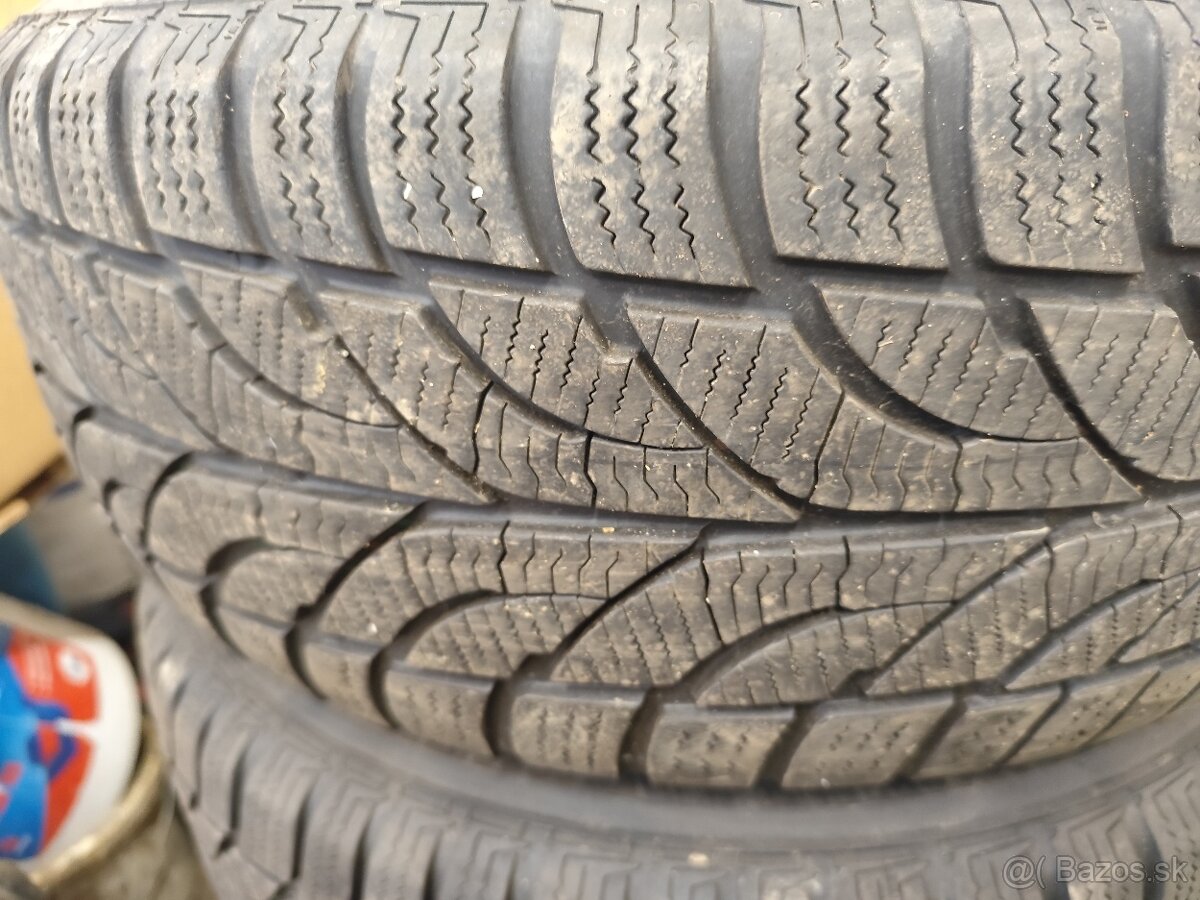 Predám zimné gumy 225/55 R16 - 2