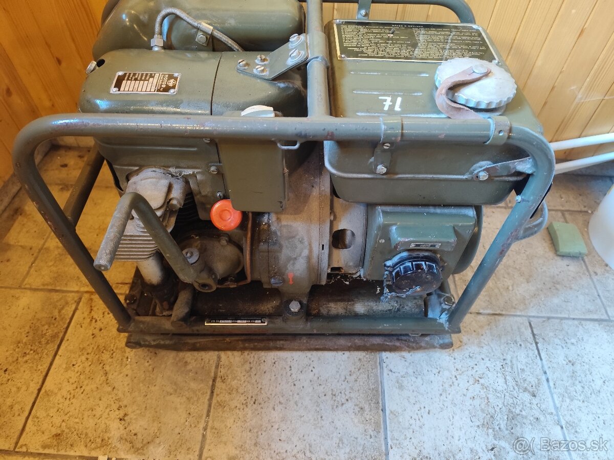 Predám vojenskú elektrocentrálu 3kw + 2 spcáky - 2