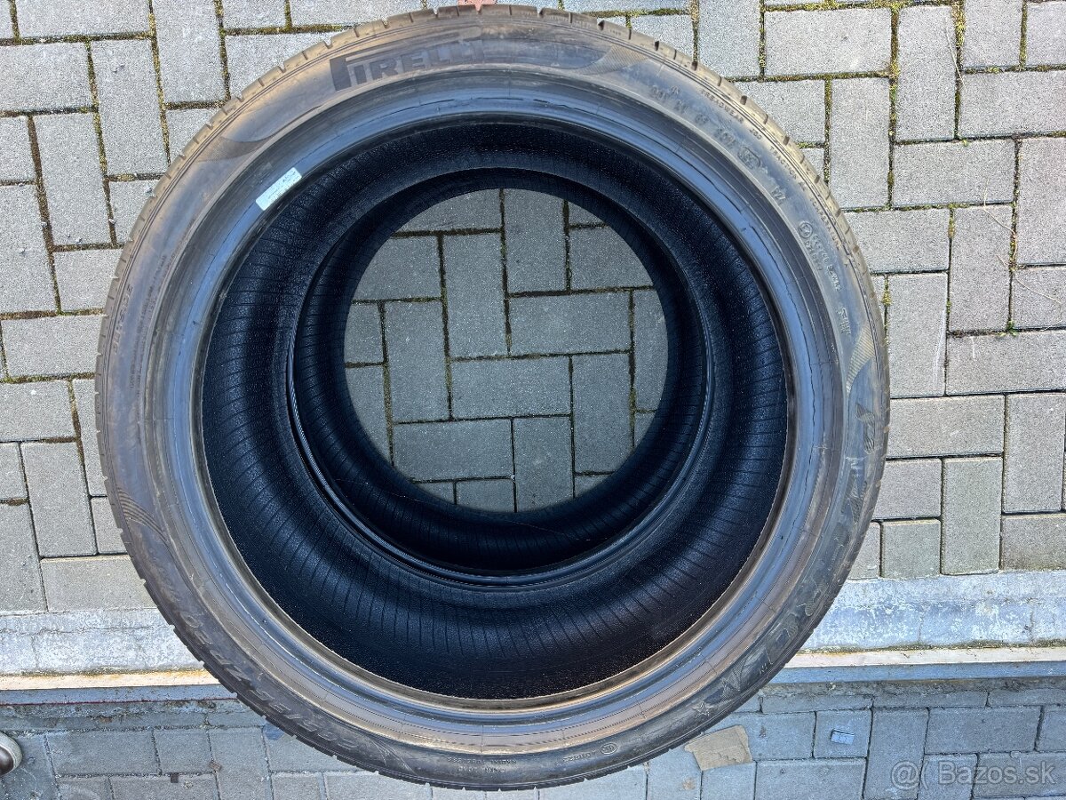 285/35R20 Pirelli - 2