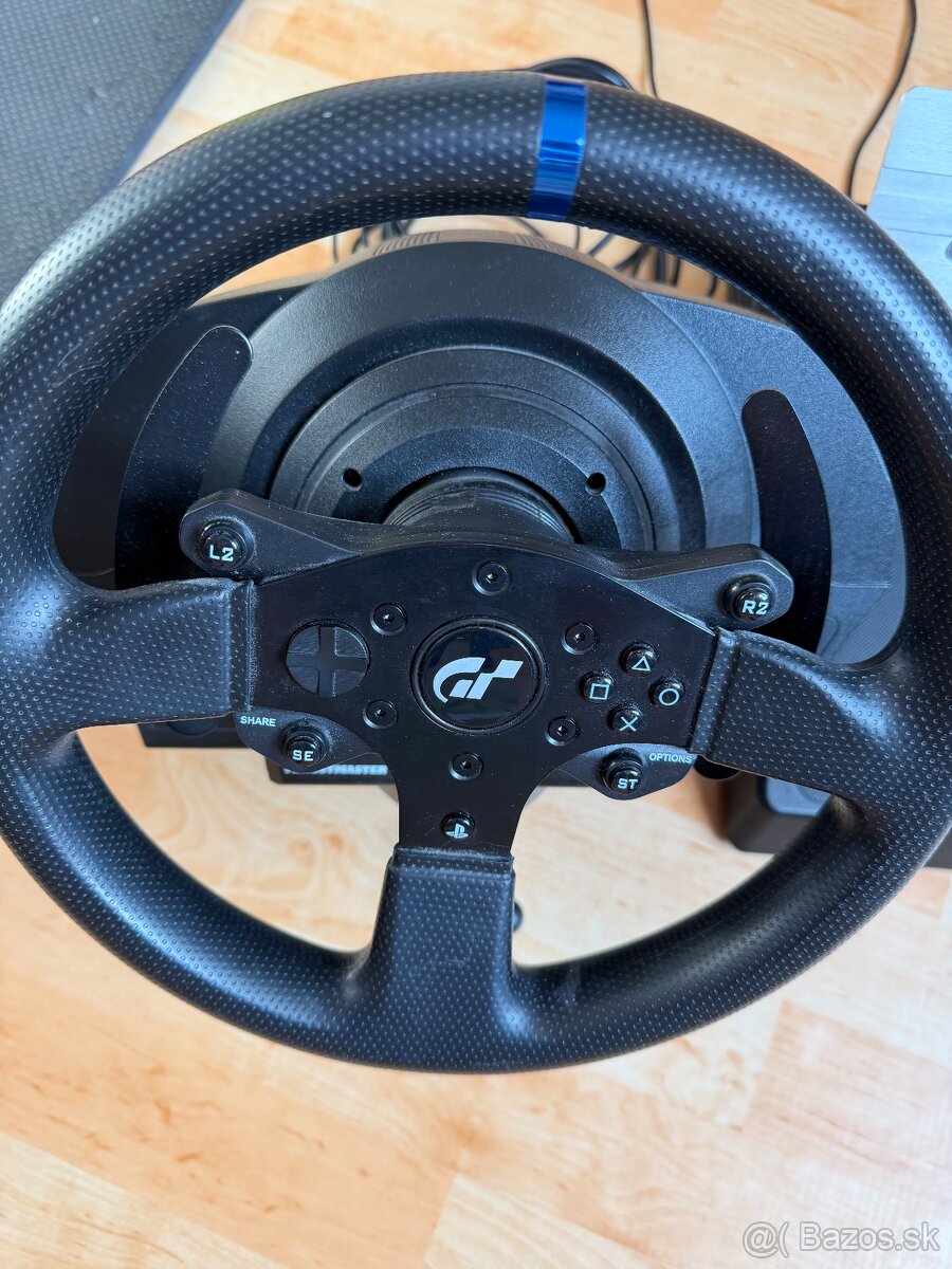 Predám Thrustmaster sadu volantu T300 RS s pedálmi T3PA - 2