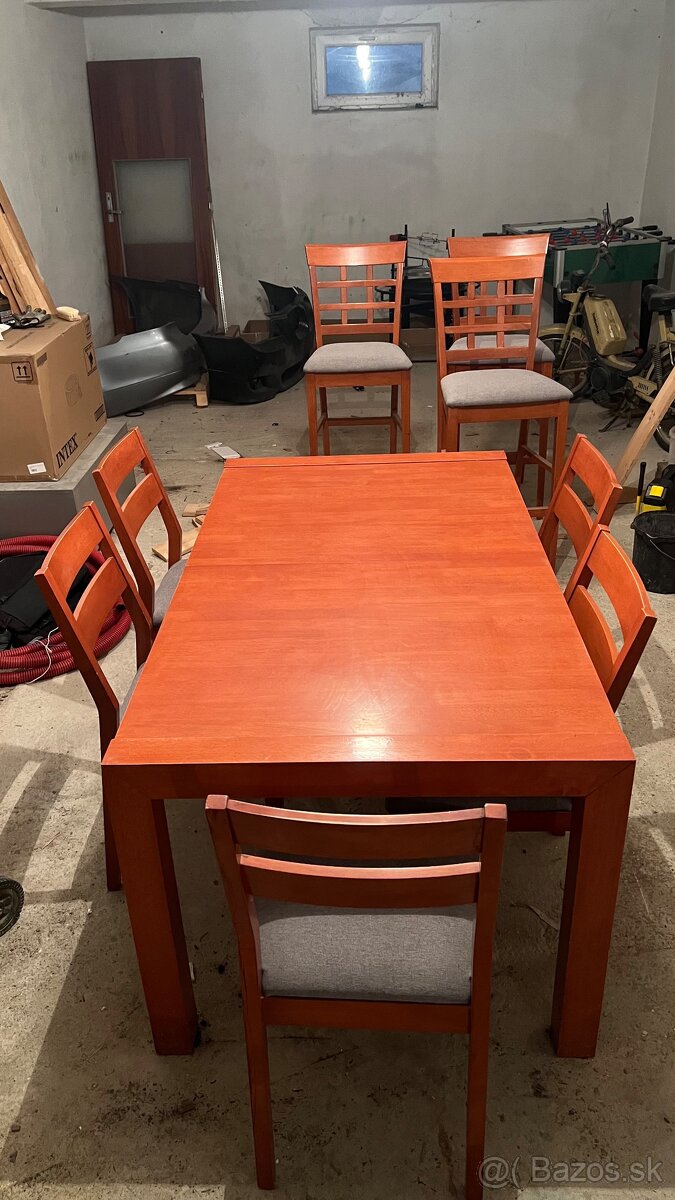 Jedálenský stôl so stoličkami - 2